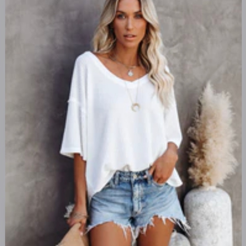 VICI | Poppy V-Neck Thermal Knit Top - White